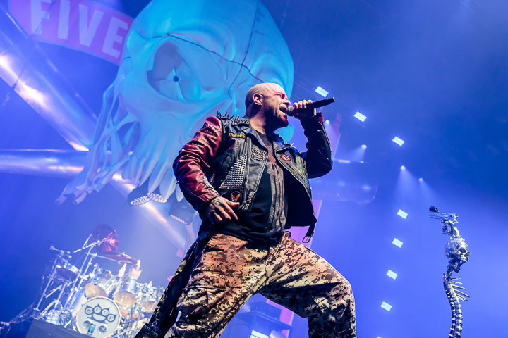 Five Finger Death Punch @ Lotto Arena, picture 13, photographed by Dorien Goetschalckx - FrontView Magazine
