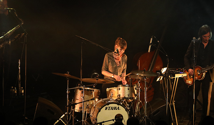 Isolde @ De Casino, picture 10, photographed by dirk janssens - FrontView Magazine
