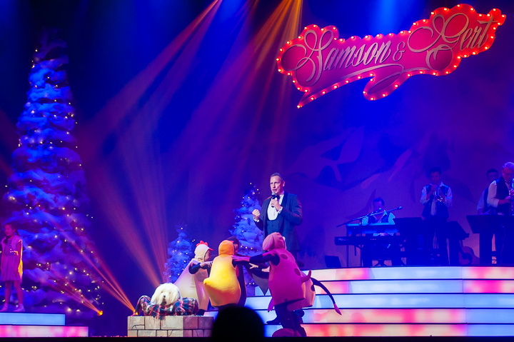Samson & Gert Kerstshow @ Plopsaland, picture 27, photographed by Goele Bormans - FrontView Magazine