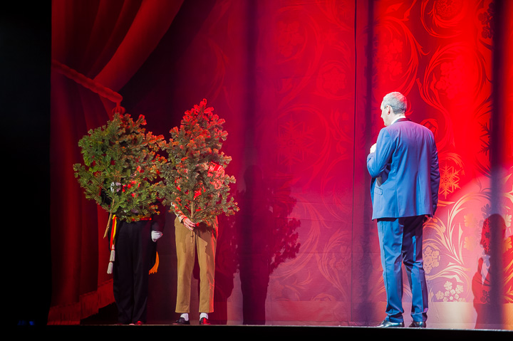 Samson & Gert Kerstshow @ Plopsaland, picture 45, photographed by Goele Bormans - FrontView Magazine