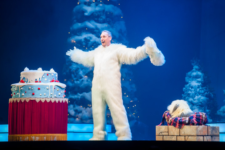 Samson & Gert Kerstshow @ Plopsaland, picture 61, photographed by Goele Bormans - FrontView Magazine