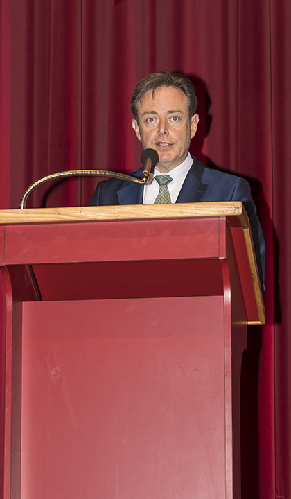 castvoorstelling Slisse en Cesar @ de Roma, picture 3, photographed by dirk janssens - FrontView Magazine