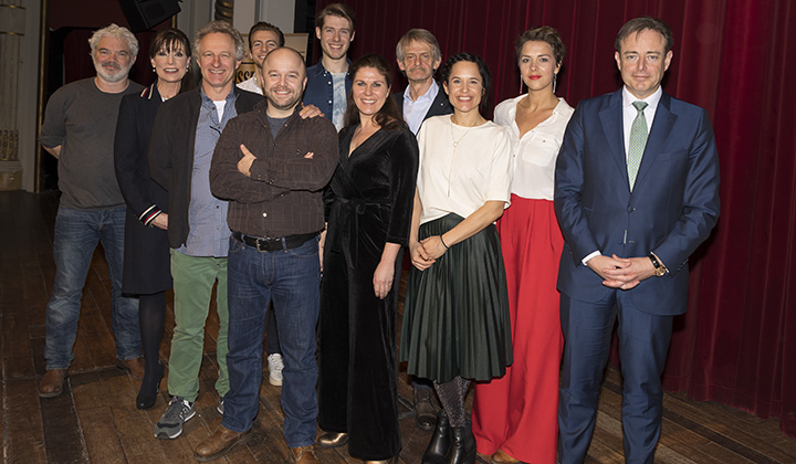 castvoorstelling Slisse en Cesar @ de Roma, picture 5, photographed by dirk janssens - FrontView Magazine