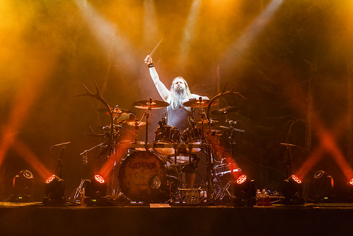 Korpiklaani @ Trix, picture 1, photographed by Jef Peeters - FrontView Magazine
