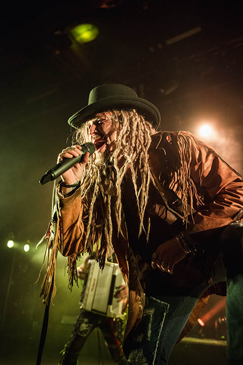 Korpiklaani @ Trix, picture 4, photographed by Jef Peeters - FrontView Magazine