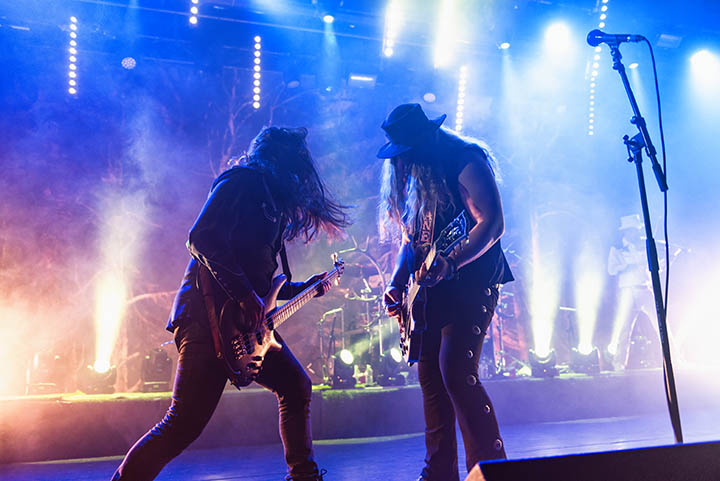 Korpiklaani @ Trix, picture 17, photographed by Jef Peeters - FrontView Magazine