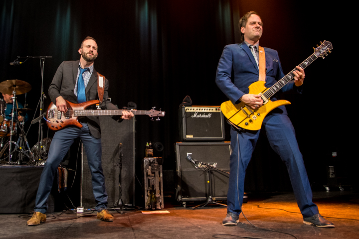 Electric Six @ Effenaar, picture 21, photographed by Erwin Evrard - FrontView Magazine