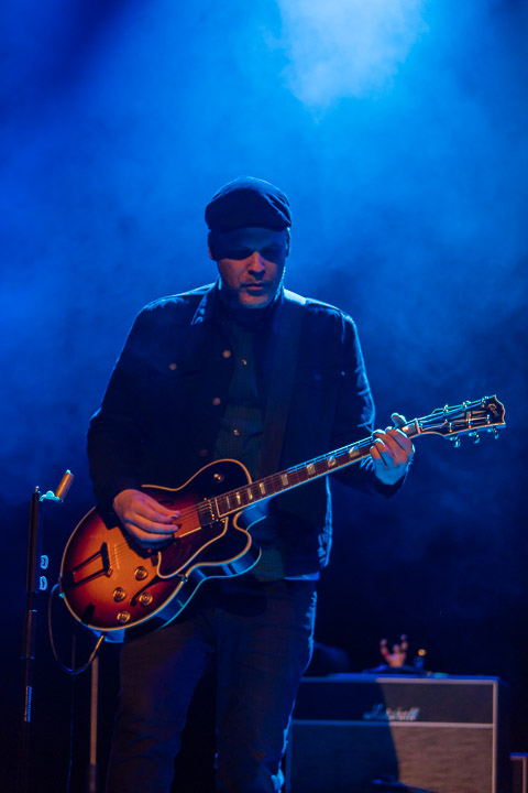 Brian Fallon & The Howling Weather De Roma Antwerpen, picture 2, photographed by Kris Saelen - FrontView Magazine
