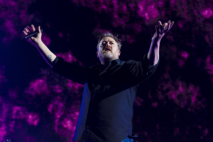 ELBOW @ Sportpaleis, picture 2, photographed by Frank Lambrechts - FrontView Magazine