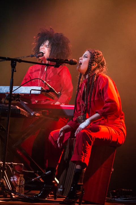 Ibeyi @ Ancienne Belgique, picture 18, photographed by Dieter  Boone - FrontView Magazine