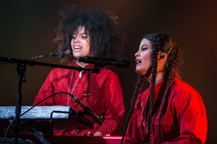 Ibeyi @ Ancienne Belgique, picture 19, photographed by Dieter  Boone - FrontView Magazine