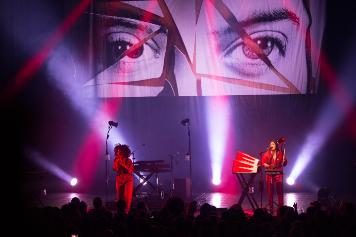 Ibeyi @ Ancienne Belgique, picture 23, photographed by Dieter  Boone - FrontView Magazine