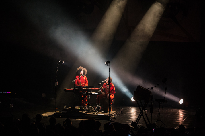 Ibeyi @ Ancienne Belgique, picture 25, photographed by Dieter  Boone - FrontView Magazine