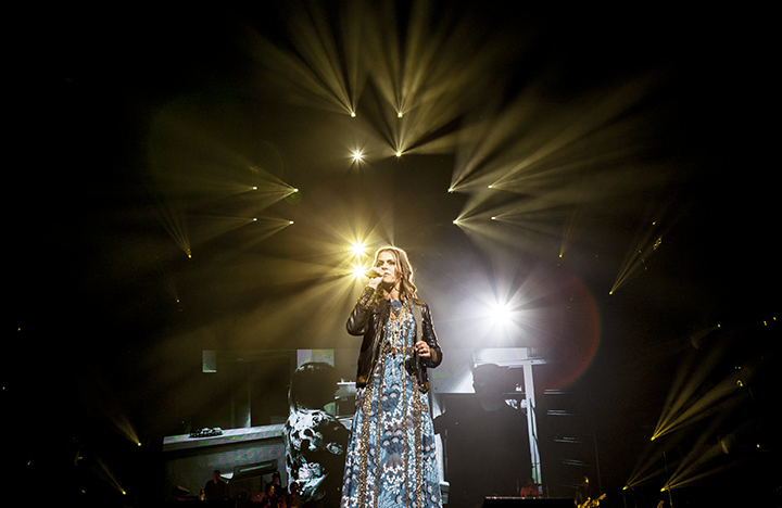 Karen Damen @ Lotto Arena, picture 2, photographed by Frank Lambrechts - FrontView Magazine