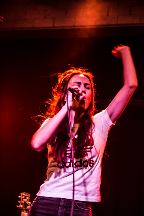 Amy Shark @ Trix, picture 10, photographed by Dieter  Boone - FrontView Magazine