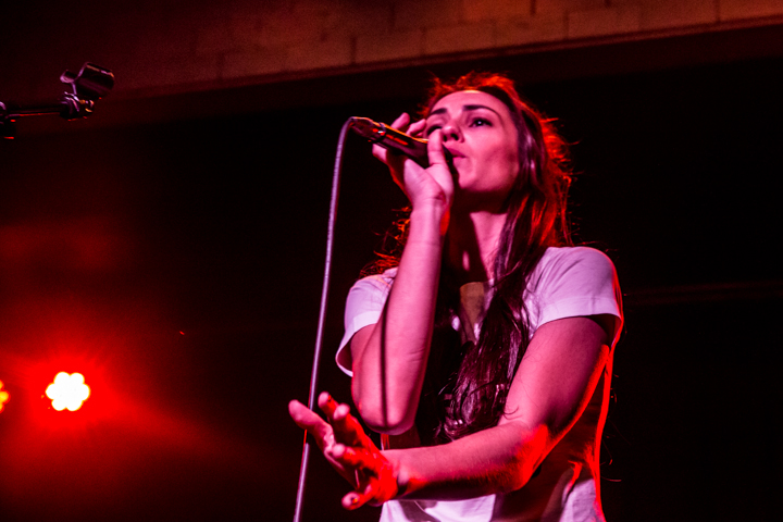Amy Shark @ Trix, picture 11, photographed by Dieter  Boone - FrontView Magazine