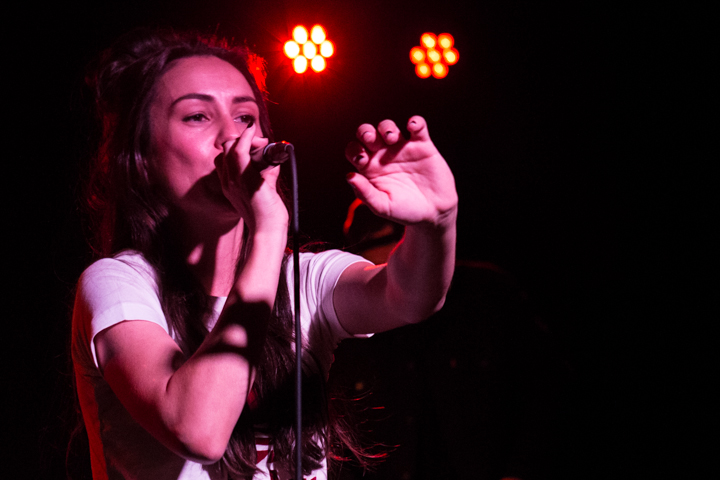 Amy Shark @ Trix, picture 15, photographed by Dieter  Boone - FrontView Magazine