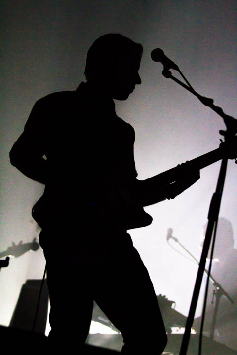 Calexico @ De Roma, picture 2, photographed by Tom Stessens - FrontView Magazine