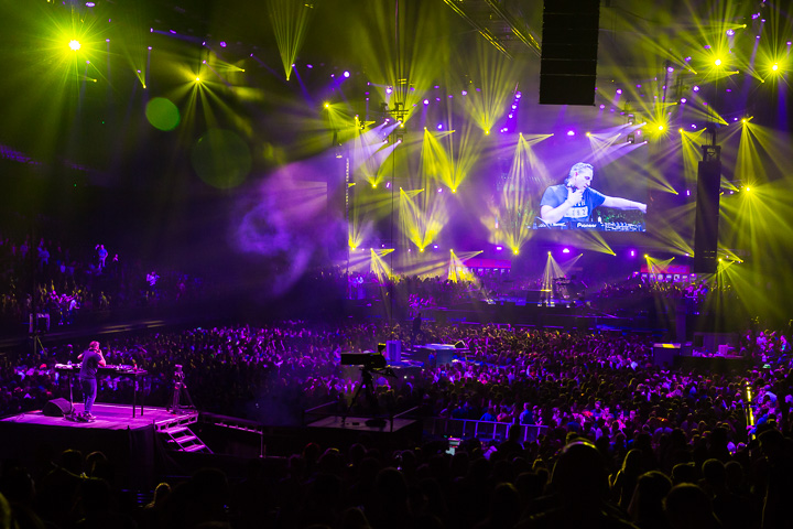 MNM Back to the 90's & 00's @ Sportpaleis, picture 15, photographed by Marc Verdonck - FrontView Magazine