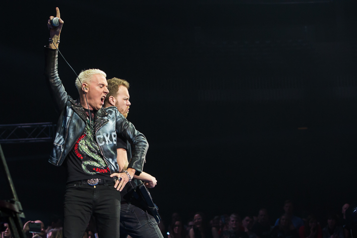 MNM Back to the 90's & 00's @ Sportpaleis, picture 19, photographed by Marc Verdonck - FrontView Magazine