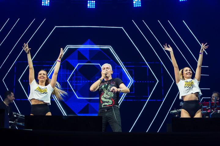 MNM Back to the 90's & 00's @ Sportpaleis, picture 29, photographed by Marc Verdonck - FrontView Magazine