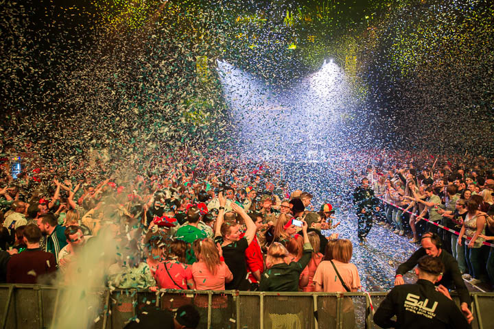 MNM Back to the 90's & 00's @ Sportpaleis, picture 33, photographed by Marc Verdonck - FrontView Magazine
