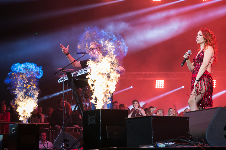 MNM Back to the 90's & 00's @ Sportpaleis, picture 76, photographed by Marc Verdonck - FrontView Magazine