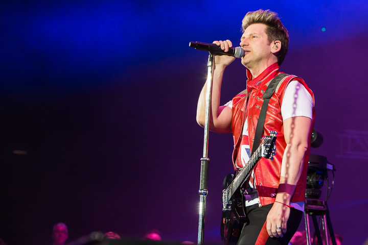 MNM Back to the 90's & 00's @ Sportpaleis, picture 93, photographed by Marc Verdonck - FrontView Magazine