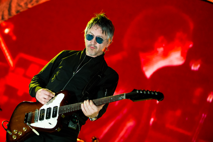 Noel Gallagher's High Flying Birds @ Vorst Nationaal, picture 4, photographed by Dorien Goetschalckx - FrontView Magazine
