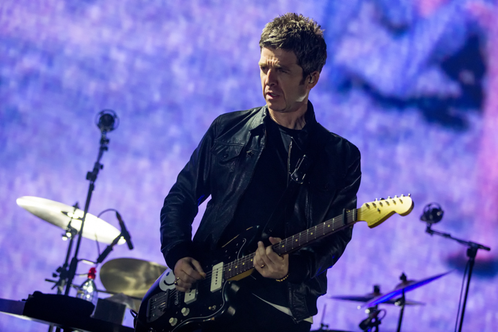 Noel Gallagher's High Flying Birds @ Vorst Nationaal, picture 7, photographed by Dorien Goetschalckx - FrontView Magazine