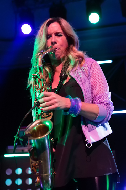 Candy Dulfer @ De Casino, foto 15, foto's door Edwin Houdevelt - FrontView Magazine