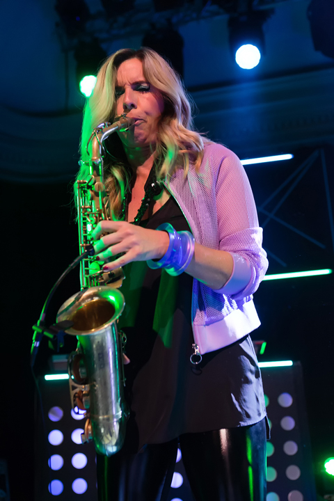 Candy Dulfer @ De Casino, foto 16, foto's door Edwin Houdevelt - FrontView Magazine