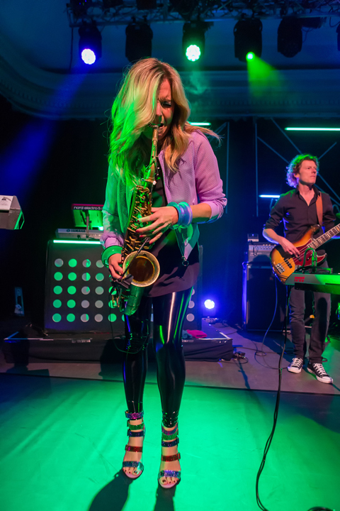 Candy Dulfer @ De Casino, foto 23, foto's door Edwin Houdevelt - FrontView Magazine