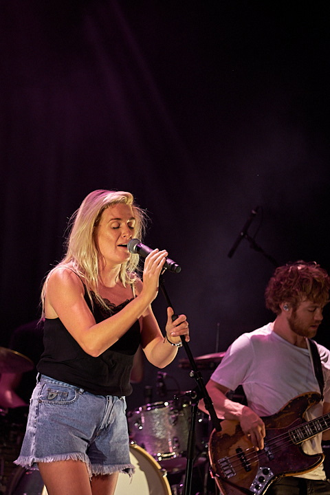 Miss Montreal @ Effenaar, foto 12, foto's door James Van Roosbroeck - FrontView Magazine
