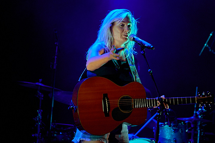 Miss Montreal @ Effenaar, foto 25, foto's door James Van Roosbroeck - FrontView Magazine