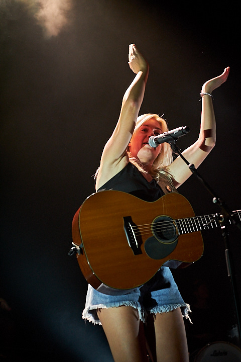 Miss Montreal @ Effenaar, foto 40, foto's door James Van Roosbroeck - FrontView Magazine