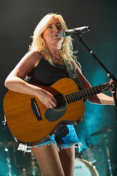 Miss Montreal @ Effenaar, foto 42, foto's door James Van Roosbroeck - FrontView Magazine