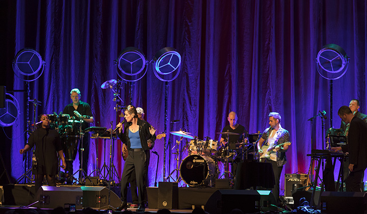 Lisa stansfield @ De Roma, picture 10, photographed by dirk janssens - FrontView Magazine
