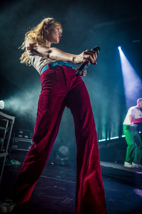 Angéle @ Het Depot, picture 10, photographed by Kristof Hayen - FrontView Magazine
