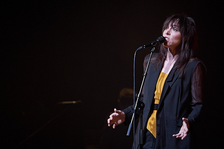 Wende @ Roma, picture 12, photographed by James Van Roosbroeck - FrontView Magazine