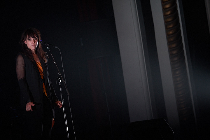 Wende @ Roma, picture 21, photographed by James Van Roosbroeck - FrontView Magazine