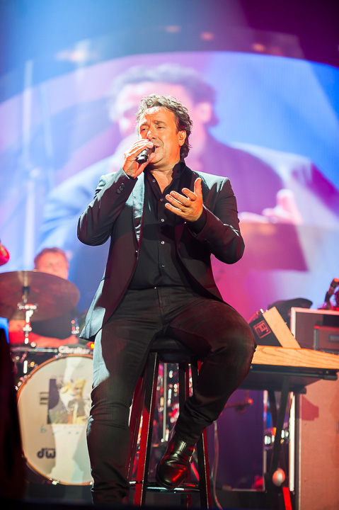 Marco Borsato - Thuis @ Sportpaleis, picture 3, photographed by Dimitri Vanlommel - FrontView Magazine