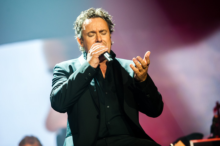 Marco Borsato - Thuis @ Sportpaleis, picture 4, photographed by Dimitri Vanlommel - FrontView Magazine