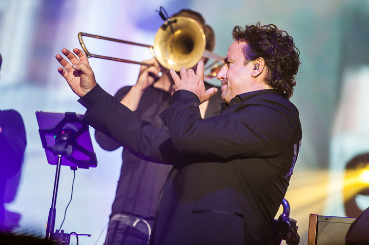 Marco Borsato - Thuis @ Sportpaleis, picture 7, photographed by Dimitri Vanlommel - FrontView Magazine