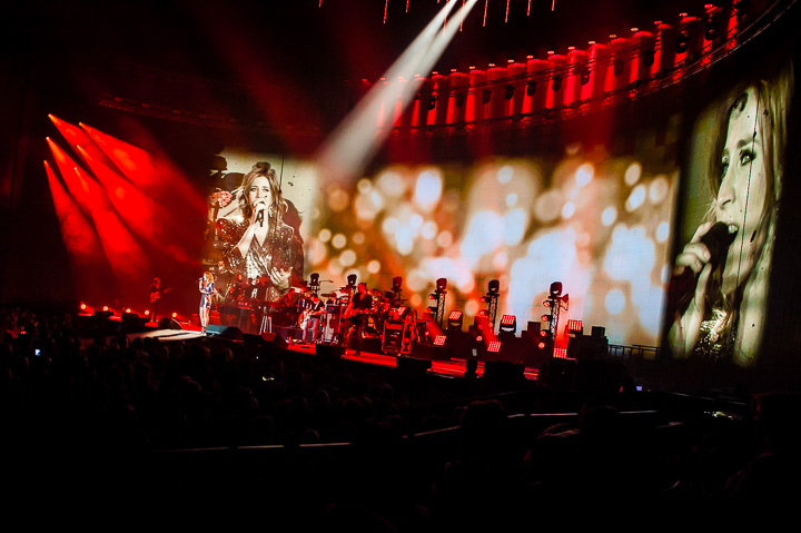 Marco Borsato - Thuis @ Sportpaleis, picture 21, photographed by Dimitri Vanlommel - FrontView Magazine
