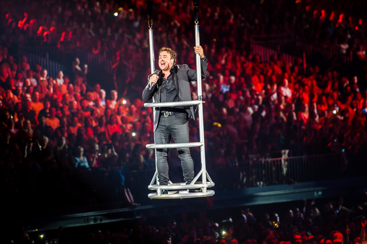 Marco Borsato - Thuis @ Sportpaleis, picture 29, photographed by Dimitri Vanlommel - FrontView Magazine