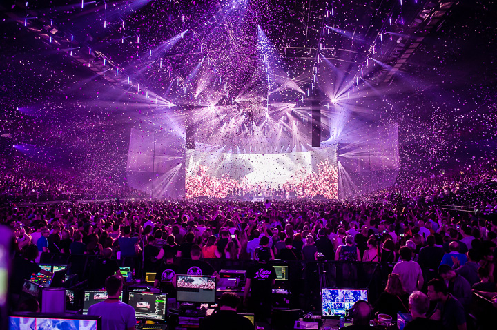 Marco Borsato - Thuis @ Sportpaleis, picture 35, photographed by Dimitri Vanlommel - FrontView Magazine