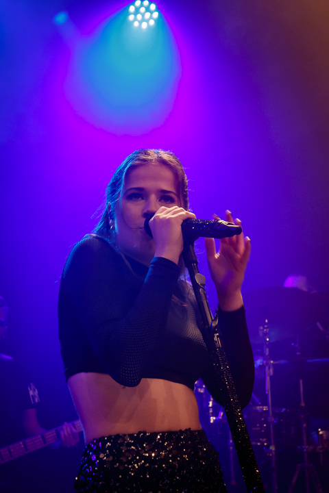 Laura Tesoro @ De Casino, picture 2, photographed by Alex Wyckmans - FrontView Magazine