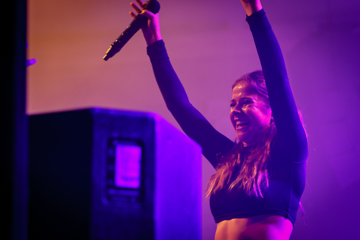 Laura Tesoro @ De Casino, picture 19, photographed by Alex Wyckmans - FrontView Magazine