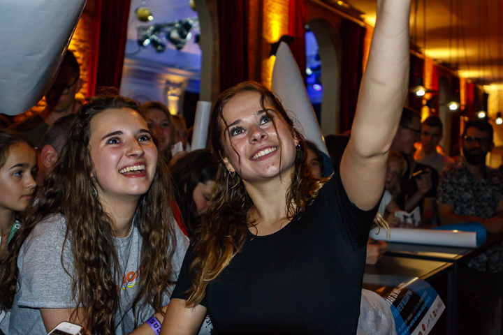 Laura Tesoro @ De Casino, picture 25, photographed by Alex Wyckmans - FrontView Magazine